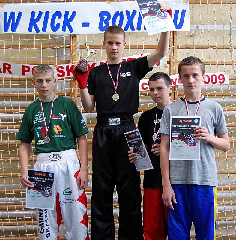 Jarocin ’09 - Michał Goławski na najwyższym podium jako zdobywca złotego medalu w Pucharze Polski. Fot. Arch. PTS „Łukplast-Łuków”.
 - fot. 