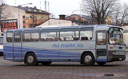 Tak wyglądają niemieckie autobusy z demobilu po renowacji w warsztatach łukowskiego PKS-u. Przedsiębiorstwo przewozowe niedawno kupiło 10 Mercedesów od Bundeswehry. - fot. 