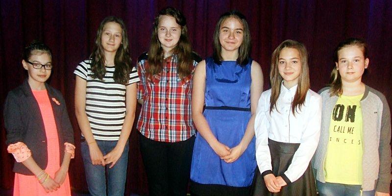 Laureaci konkursu w kategorii klas IV-VI ze szkół podstawowych. Fot. T. Markiewicz - fot. 