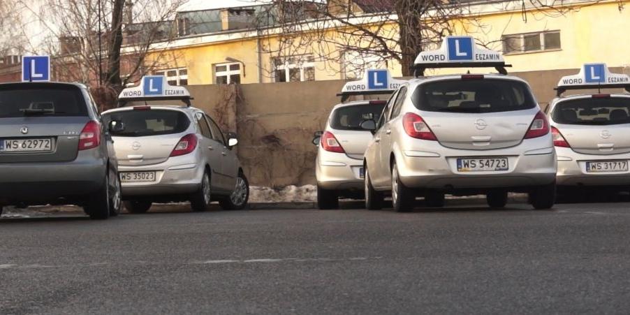 „eLki” są dziś uziemione. Minister zapomniał o wydaniu rozporządzenia? Fot. pyt - fot. 