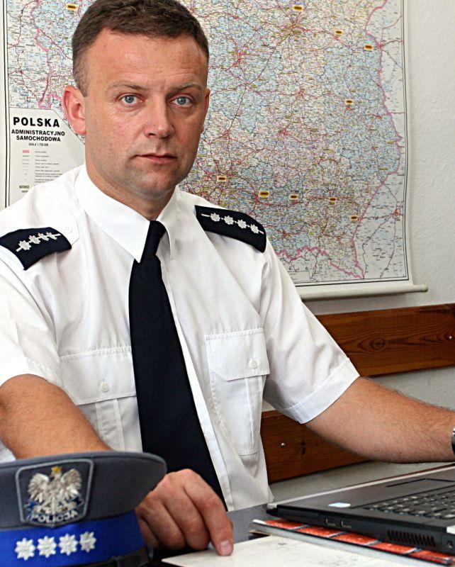 Laureat plebiscytu „Policjant, który mi pomógł ”, asp. szt. Dariusz Jamborski. Fot. Arch. KPP w Łukowie - fot. 