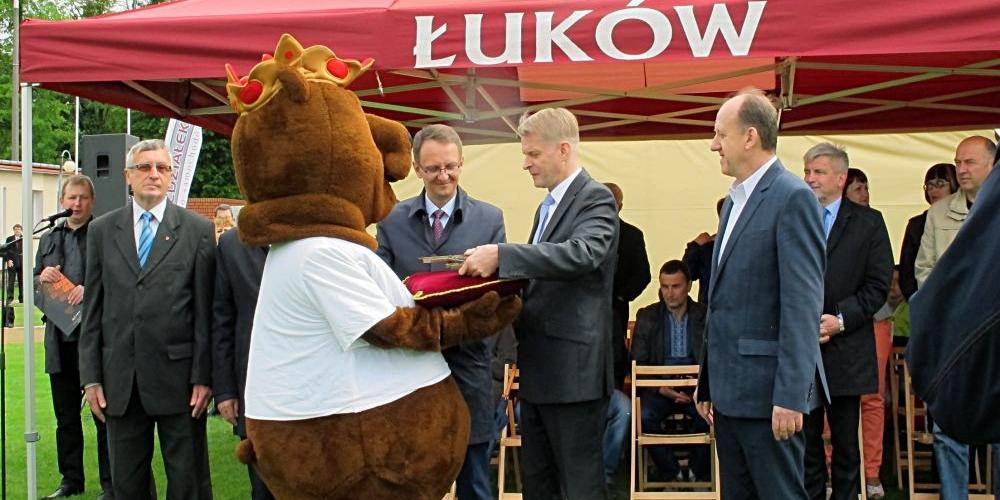 Podczas Dni Łukowa 2015 r., których inaugurację widać na zdjęciu delegacja z Lazdijai była zapraszana. Teraz wzajemne stosunki łukowsko-litewskie uległy ochłodzeniu. Fot. PGL - fot. 
