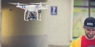 Paweł i jego dron. Fot. Arch. - fot. 