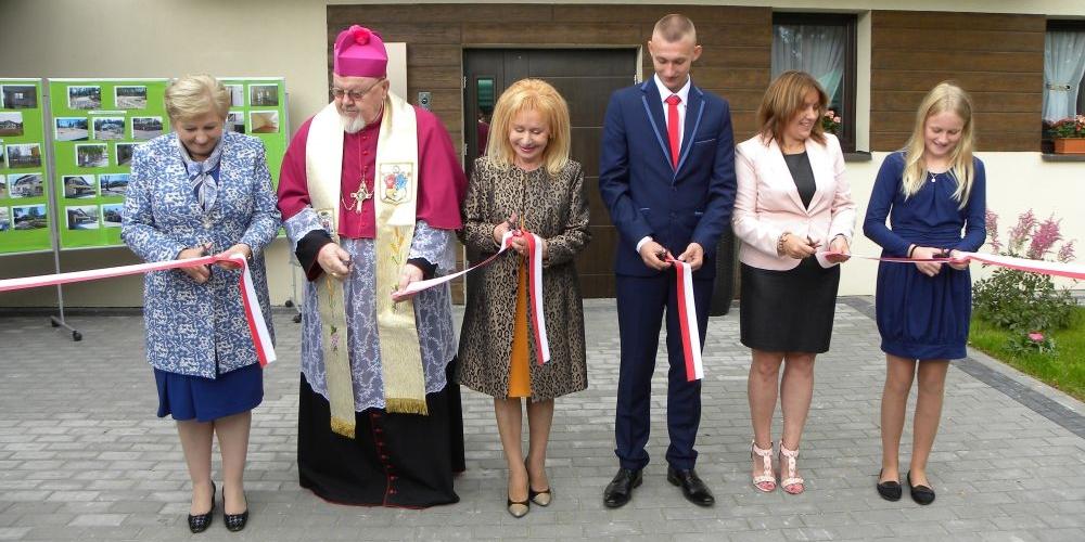 Otwarcie nowych budynków Domu Dziecka 