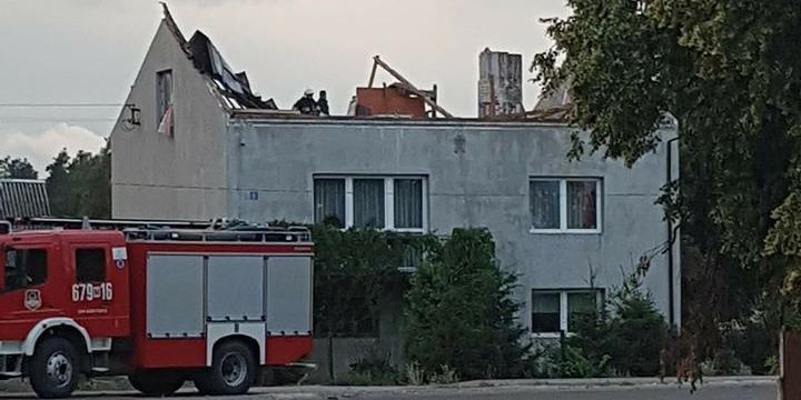 Zniszczony dom w miejscowości Górki Borze w powiecie węgrowskim (fot. Ratownictwo Powiatu Węgrowskiego) - fot. 