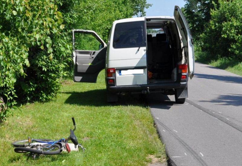 Po wypadku na drodze w Hordzieży. Fot. Arch. KPP w Łukowie - fot. 