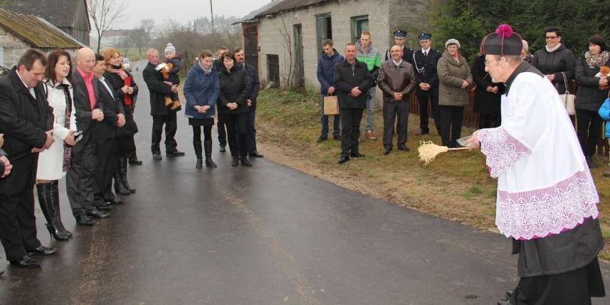 Uroczyste poświęcenie nowej drogi - fot. 