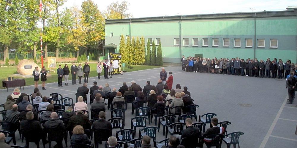 Sienkiewiczowska uroczystość w Zespole Szkół nr 1 w Łukowie. Fot. PGL