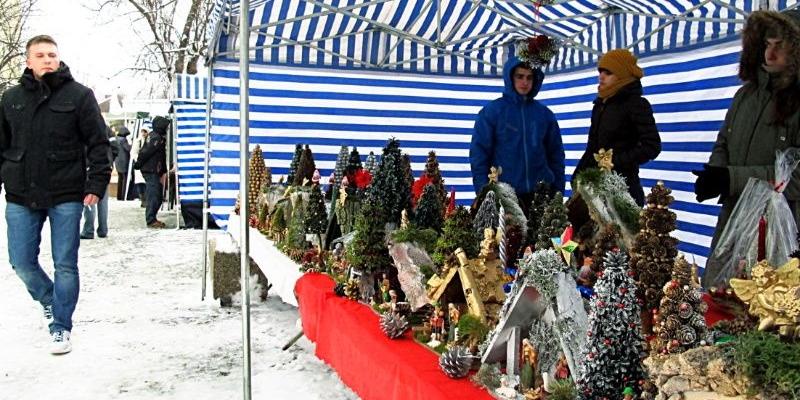 W czasie Jarmarku Bożonarodzeniowego w Łukowie. Fot. PGL - fot. 