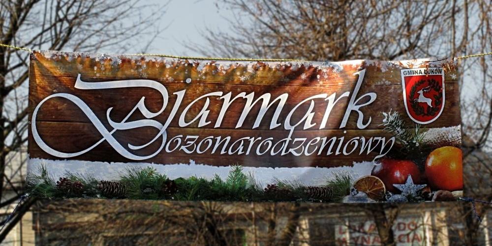 W tym roku łukowski Jarmark Bożonarodzeniowy na placu Solidarności i Wolności został zorganizowany już po raz dziewiąty. Za rok będzie jarmarkowy jubileusz. Fot. PGL