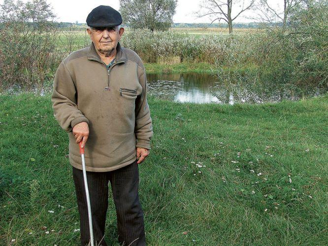   - Boimy się, że znów trzeba będzie uciekać stąd z całym dobytkiem – mówi  Józef Składanowski

 - fot. 