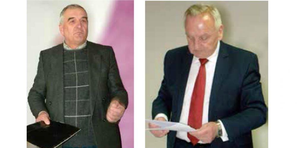 Z lewej mieszkaniec wsi Topór, Wacław Wierzchołowski, z prawej wójt Stoczka, Mieczysław Wójcik. Fot. sej - fot. 