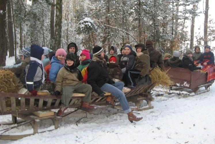 Młodzież z Jonnika na kuligu - fot. 