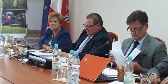 Od lewej Marta Sosnowska, Leszek Iwaniuk i Jarosław Puścion
