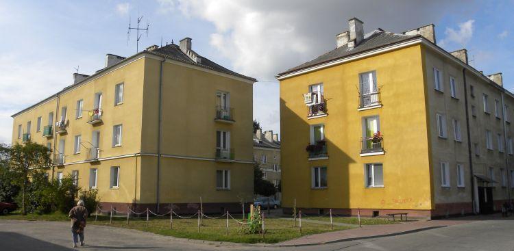 Mieszkania w blokach przy ul. 8 Sierpnia już niebawem 
będą własnością prywatną - fot. 