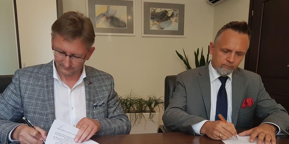 Podpisanie umowy - fot. UM Mińsm Mazowiecki