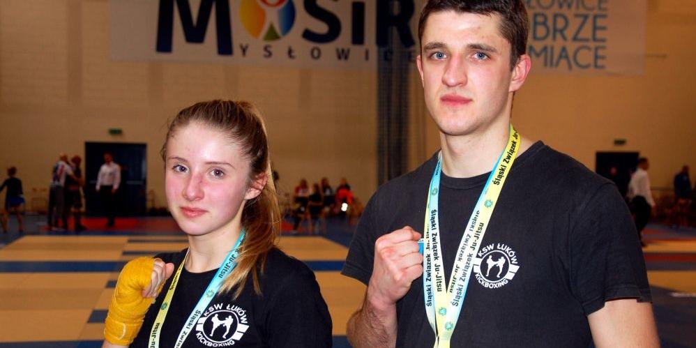 Marta Pawlikowska i Jakub Strzyżewski, bardzo dobrzy zawodnicy KSW Łuków, z zawodów w Mysłowicach przywieźli w sumie 5 złotych krążków. Fot. Arch. KSW Łuków - fot. KSW Łuków