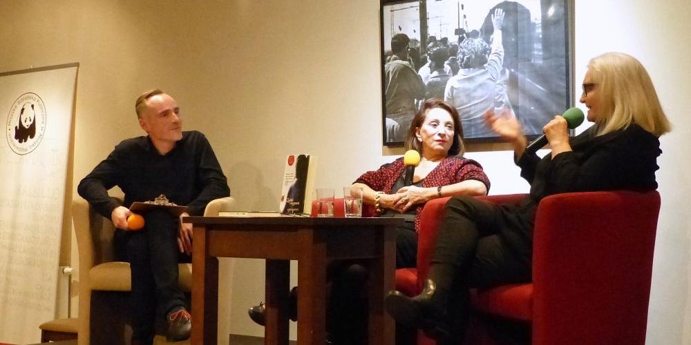 Dariusz Mól, Sabina Baral i Magda Umer na spotkaniu w Miejskiej Bibliotece Publicznej w Mińsku Mazowieckim, fot. Aneta Abramowicz-Oleszczuk