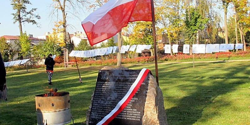 Nowy pomnik w parku miejskim w Łukowie. Fot. PGL - fot. 