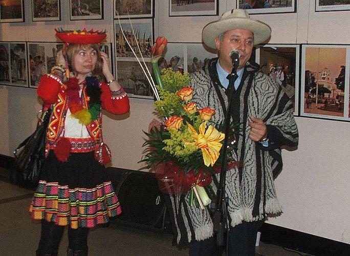 Ryszard Sobolewski z żoną podczas wernisażu. (Fot. J. Pycka)   - fot. 