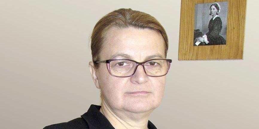 Zofia Czyż: – Pielęgniarkom już teraz brakuje czasu. Niekiedy pracują jak automaty. Fot. KW - fot. 