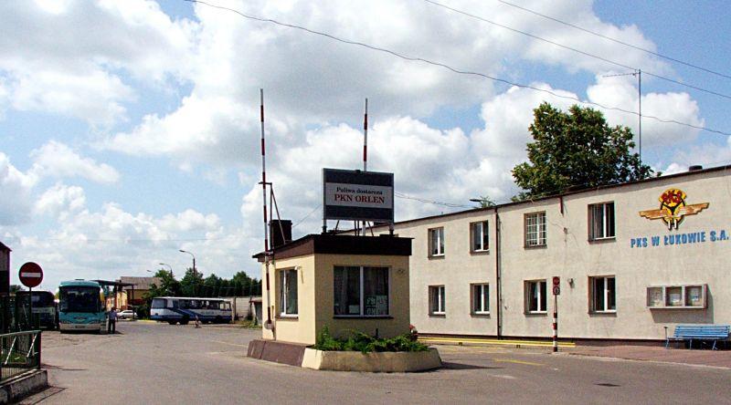 Przedsiębiorstwo Państwowej Komunikacji Samochodowej w Łukowie już w 1998 r. skomercjalizowano, przekształcając je w Spółkę Akcyjną Skarbu Państwa. Teraz nadszedł czas na jej prywatyzację albo komunalizację. Fot. PGL - fot. 