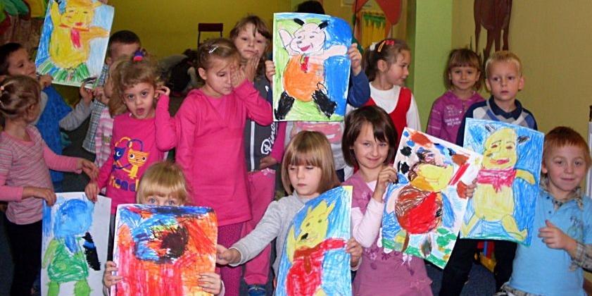 Przedszkolaki z Krynki w czasie zajęć z okazji Światowego Dnia Pluszowego Misia. Fot. Arch. ZS w Krynce - fot. 