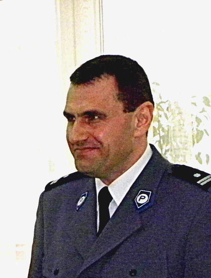 Podinspektor Andrzej Panasz tuż po otrzymaniu rozkazu z nominacja na nowe stanowisko. Fot. PGL - fot. 