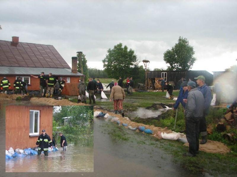 3 września w Hruszewie. Zdjęcia wykonane przez mł. bryg. T. Wojtasia, zastępcę dowódcy JR-G KP PSP w Łosicach.
 - fot. 