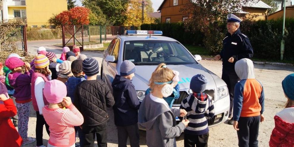Policjanci odwiedzili MP nr 25 (fot. KMP) - fot. 
