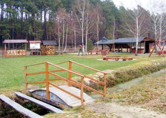 W Żdżarach (gm. Łuków) już dwukrotnie przeznaczano pieniądze z Funduszu Sołeckiego na zagospodarowywanie terenu rekreacyjnego w sąsiedztwie rezerwatu jodłowego „Jata”. Fot. PGL - fot. 