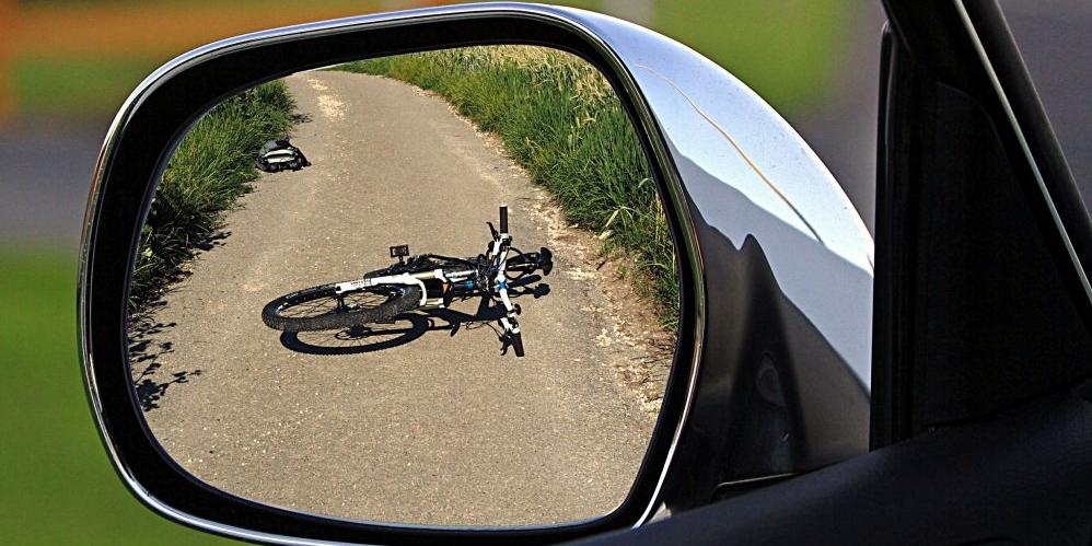 W Łochowie kierowca renaulta zderzył się z rowerzystką. Zdjęcie symboliczne. Fot. Alexas Fotos, pixabay.com - fot. 