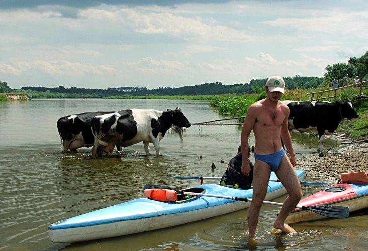 Spływ kajakowy Bugiem oferuje wspaniałe doznania w kontakcie z niczym nie skażoną naturą. Fot. PGL - fot. 