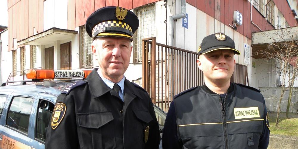 Piotr Koc i Robert Kosiorek, czyli Straż Miejska w komplecie. fot. sej - fot. 