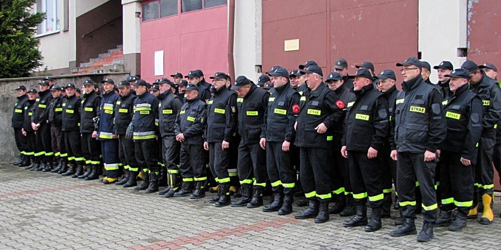 Druhowie z jednostek OSP z terenu gminy Wola Mysłowska na ćwiczeniach. Fot. Arch. UG Wola Mysłowska - fot. Fot. Arch. UG Wola Mysłowska
