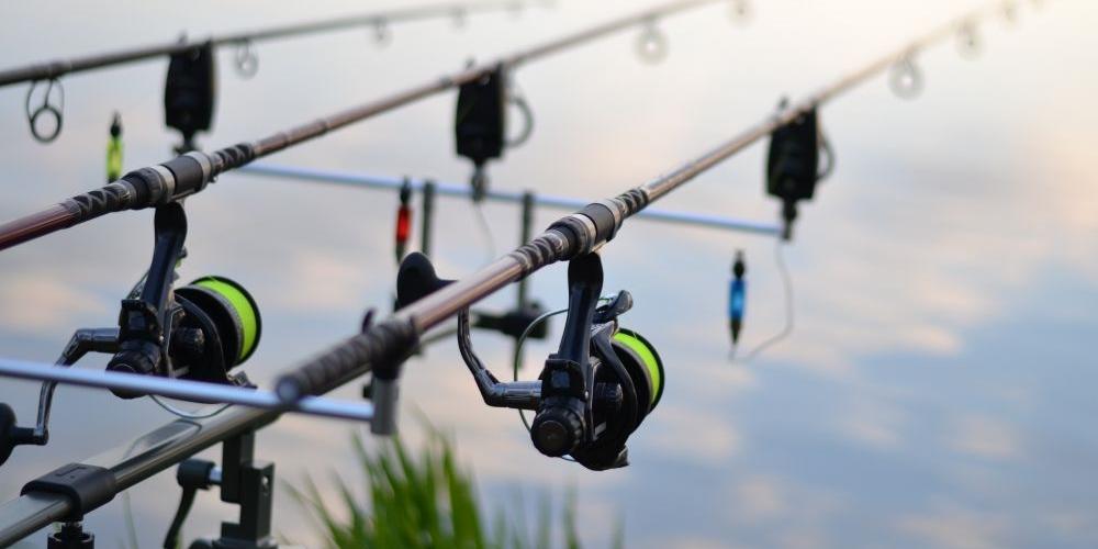 Wędkarstwo. Dla jednych sport, dla innych hobby. Dla wielu - rekreacja dobra na majówkę!. Fot. Chemid, pixabay.com - fot. Chemid pixabay.com