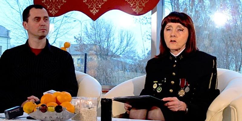 Alicja Nowicka na konferencji poświęconej lokalnemu rynkowi węglowemu, którą zorganizowała Telewizja „Master”. Na zdjęciu z właścicielem TV „Master”, Ireneuszem Mateńką. Fot. PGL - fot. 