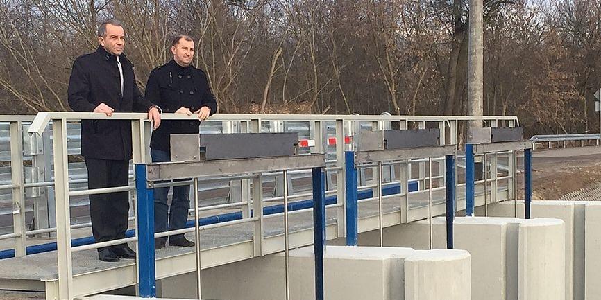 wójt gminy Trojanów Stanisław Kostyra i sekretarz Jarosław Ryszkowski. Fot. JP - fot. 