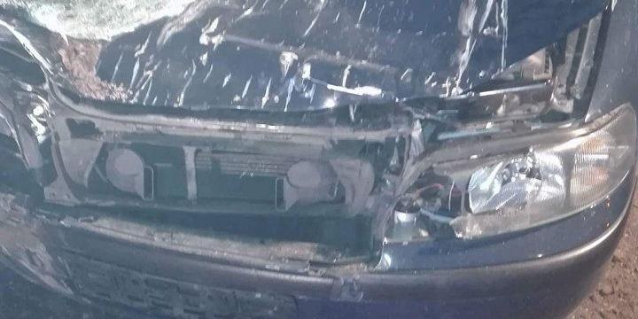 Volvo po zderzeniu z ciągnikime - fot. KPP Sokołów 