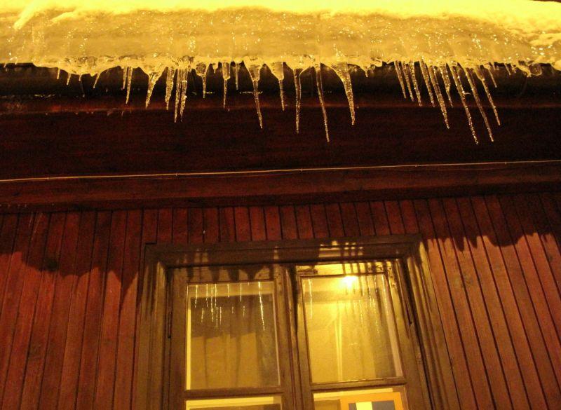 Na dachach zalega śnieg po kolana! Fot. Ana - fot. 
