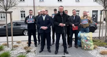 Siedlce: Zrobiliście z Polaków śmieciarzy - Konfederacja przeciwko systemowi kaucyjnemu