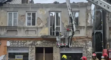 Tragedia w Łosicach. Zawalił się szczyt kamienicy