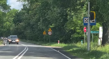 Nowy fotoradar na DK63 w Mościbrodach. Tu lepiej zdjąć nogę z gazu!