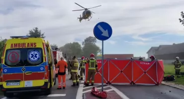 Tragiczny wypadek w Olszance. Motocyklista w szpitalu po zderzeniu z ciężarówką