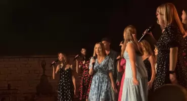 Teatr Es na początek Letniego Festiwalu pod Muralem (zdjęcia)