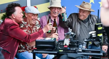 Ranczo wraca po 11 latach. Daniel Olbrychski dołącza do obsady, ale nie zastąpi Stacha Japycza (zdjęcia+filmy)