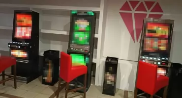 Nielegalne automaty do gier zabezpieczone w Łukowie. Zarzuty dla 19-latki z Ukrainy