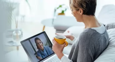 Hipnoza przez internet - skuteczna metoda pracy z podświadomością bez wychodzenia z domu