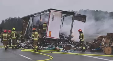 Pożar ciężarówki na A2. Autostrada w kierunku Warszawy zablokowana